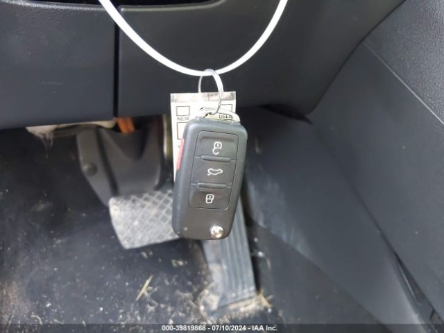 WVGUV7AX6HW504581 Volkswagen Tiguan 2.0t Sport
