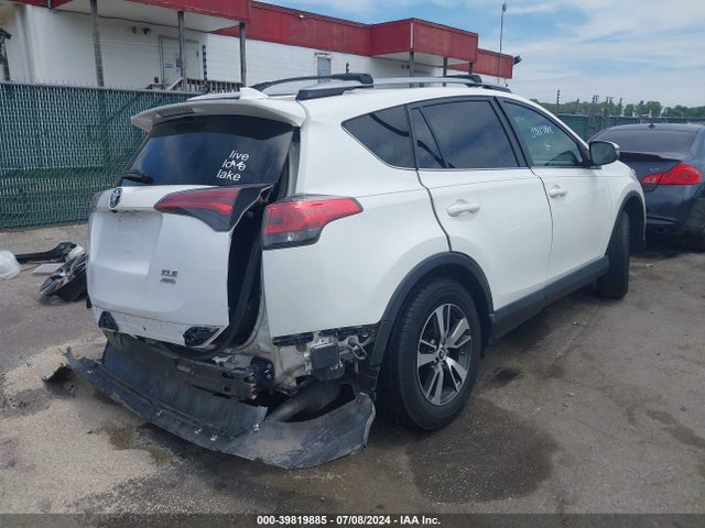 Toyota Rav4 Xle 2018 JTMRFREV7JJ735617 Image 4