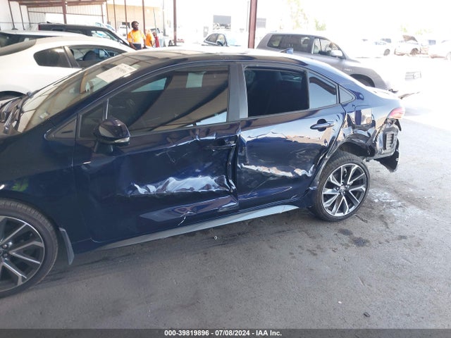Toyota COROLLA SE 2020 5YFS4RCE2LP055696 Image 6