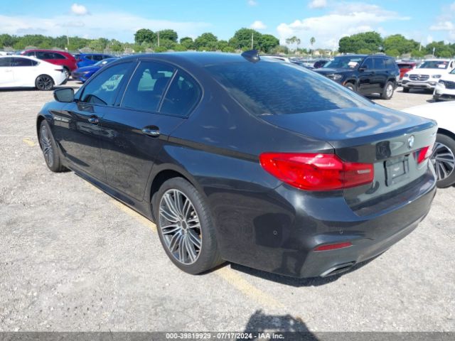 WBAJE5C38HG913713 BMW 540I