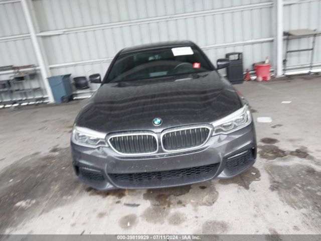 WBAJE5C38HG913713 BMW 540I