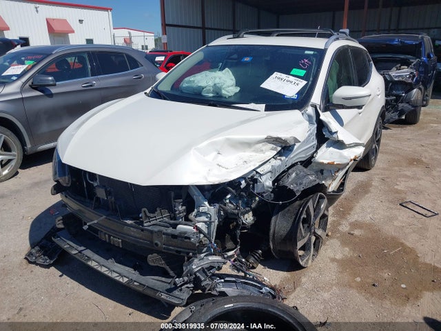 JN1BJ1CV6MW302711 Nissan Rogue Sport Sl Fwd Xtronic Cvt