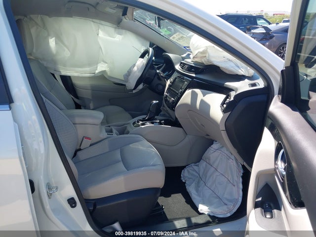 JN1BJ1CV6MW302711 Nissan Rogue Sport Sl Fwd Xtronic Cvt