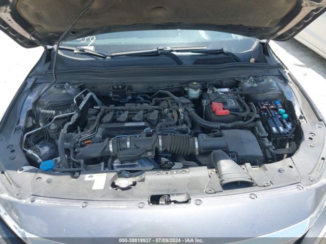 1HGCV1F98JA060339 Honda Accord Touring