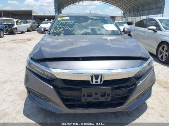 1HGCV1F98JA060339 Honda Accord Touring