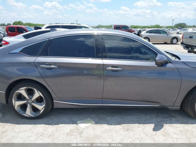 1HGCV1F98JA060339 Honda Accord Touring