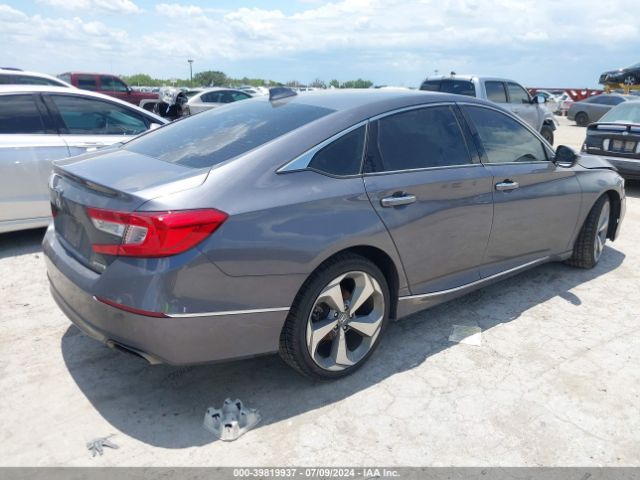 1HGCV1F98JA060339 Honda Accord Touring