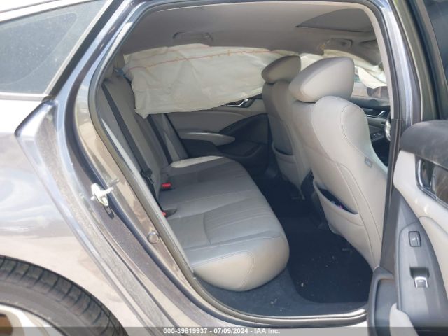 1HGCV1F98JA060339 Honda Accord Touring