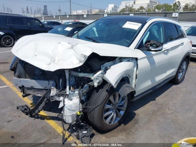 3PCAJ5M18KF133255 Infiniti Qx50 Essential
