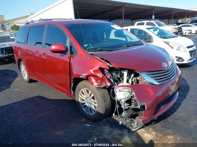 Toyota Sienna Xle V6 8 Passenger 2014 5TDYK3DC4ES481412 главное изображение
