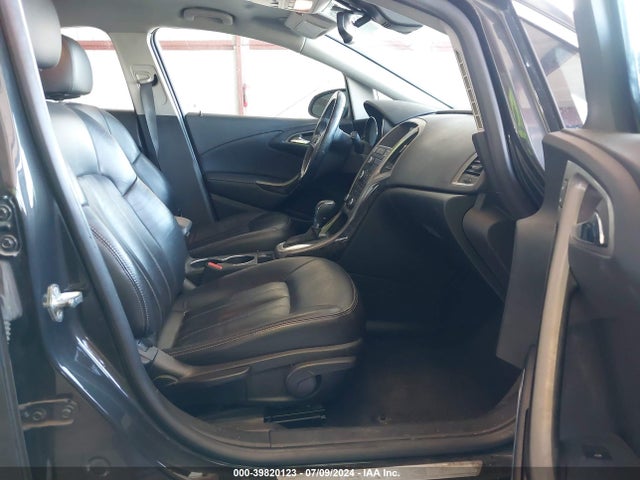 1G4PS5SK5F4120636 Buick Verano Leather Group