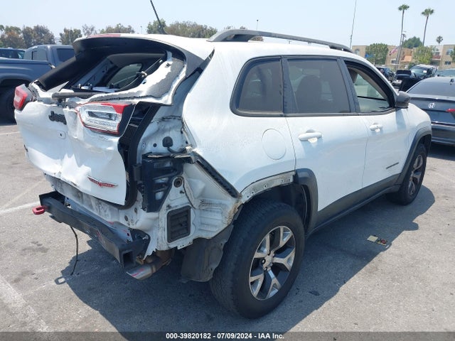 1C4PJMBS7EW308692 Jeep Cherokee Trailhawk