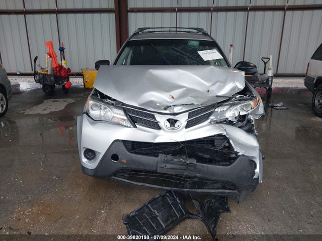 Toyota RAV4 LE 2014 JTMBFREV0ED049778 Image 11