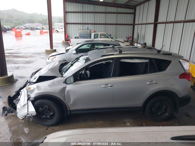 Toyota RAV4 LE 2014 JTMBFREV0ED049778 Image 13
