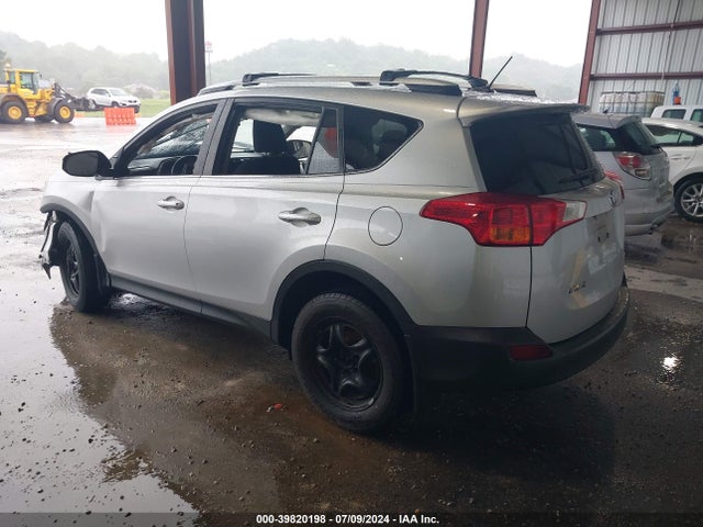 Toyota RAV4 LE 2014 JTMBFREV0ED049778 Image 3