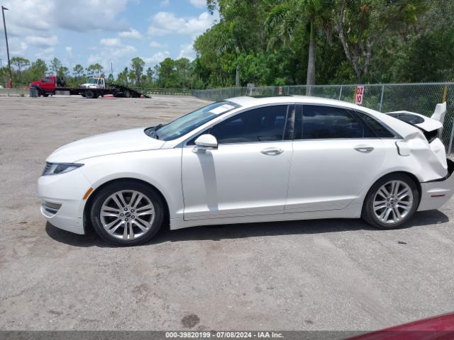 3LN6L2J93ER833014 Lincoln MKZ
