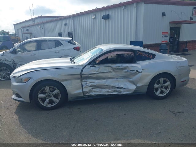 Ford Mustang V6 2016 1FA6P8AMXG5224532 Image 14
