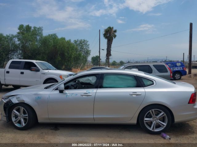 LVY982AK0JP006376 Volvo S90 T5 Momentum