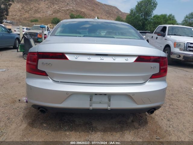 LVY982AK0JP006376 Volvo S90 T5 Momentum