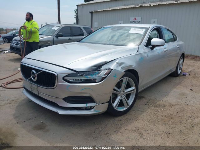 LVY982AK0JP006376 Volvo S90 T5 Momentum