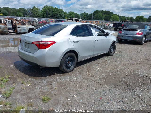 Toyota COROLLA LE 2017 5YFBURHE9HP616122 Image 4