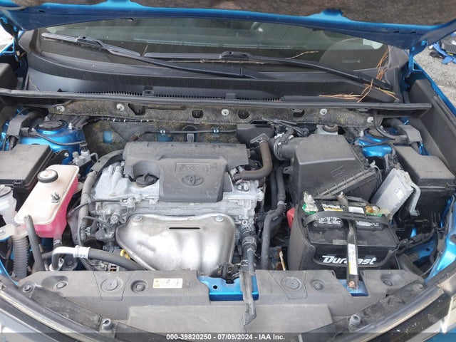 Toyota RAV4 LE 2018 JTMBFREV2JJ217660 Image 10