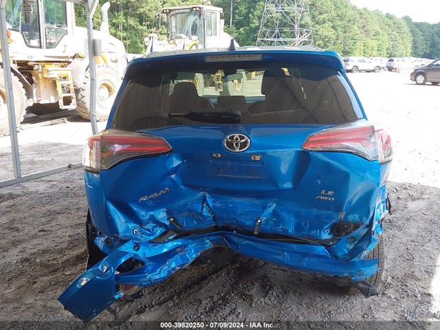 Toyota RAV4 LE 2018 JTMBFREV2JJ217660 Image 6