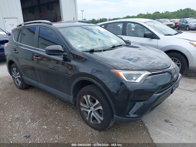 Toyota RAV4 LE 2017 2T3BFREV5HW587061 головне зображення