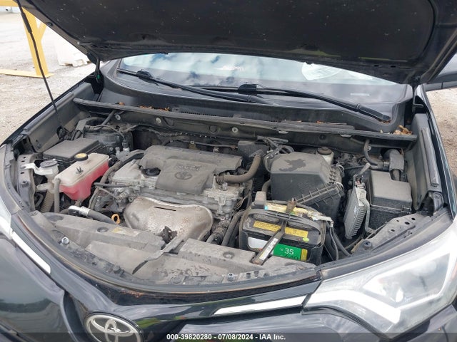 Toyota RAV4 LE 2017 2T3BFREV5HW587061 Image 10