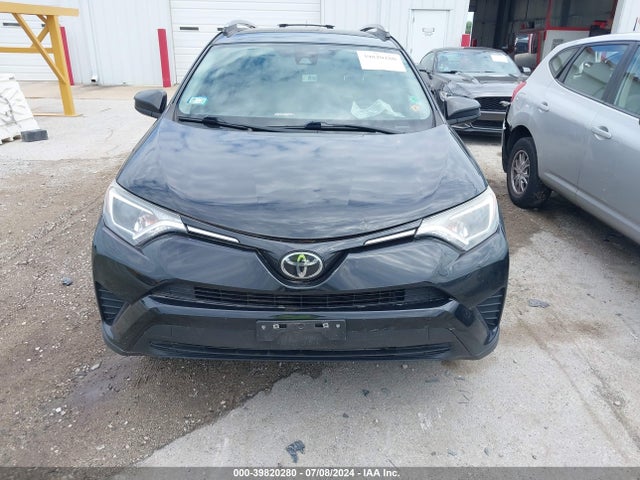 Toyota RAV4 LE 2017 2T3BFREV5HW587061 Image 12