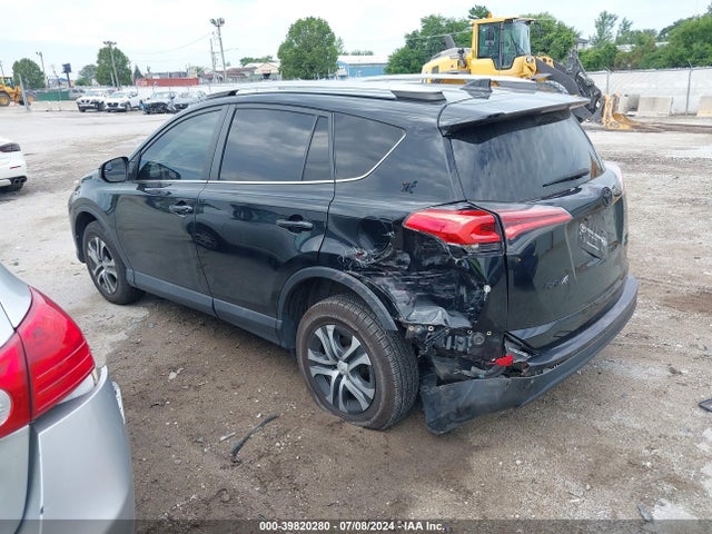 Toyota RAV4 LE 2017 2T3BFREV5HW587061 Image 3