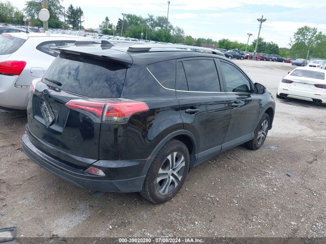 Toyota RAV4 LE 2017 2T3BFREV5HW587061 Image 4