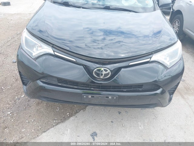 Toyota RAV4 LE 2017 2T3BFREV5HW587061 Image 6