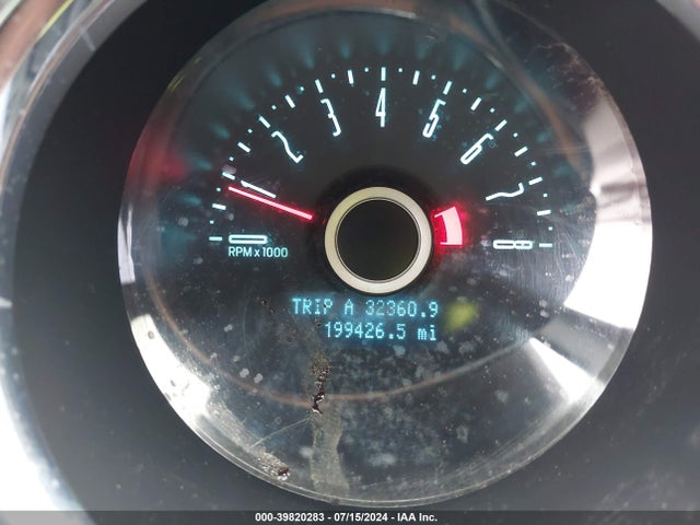 1ZVBP8AM6E5311038 Ford Mustang V6