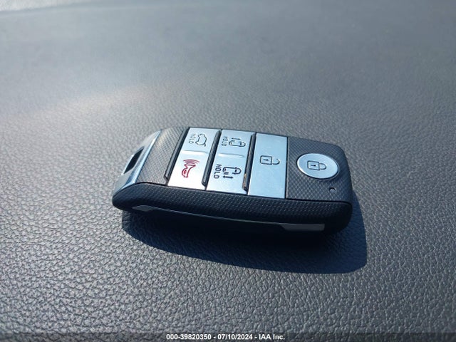 KIA SEDONA EX 2017 KNDMC5C12H6256577 Image 11