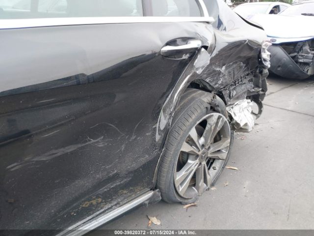 55SWF4JB8JU270014 Mercedes-Benz C 300