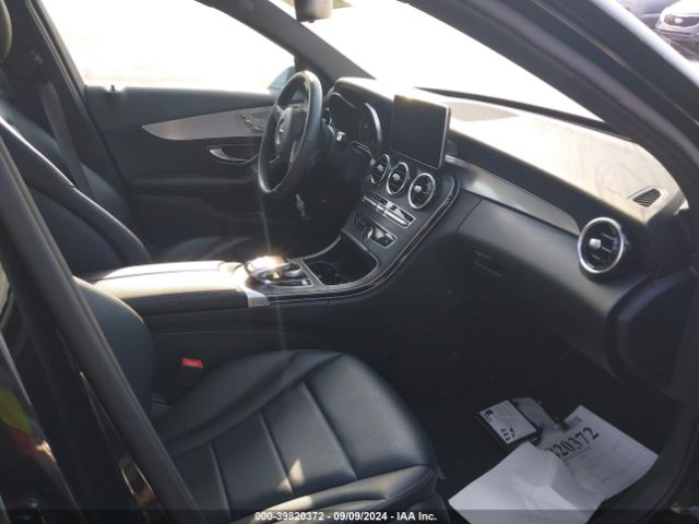 55SWF4JB8JU270014 Mercedes-Benz C 300