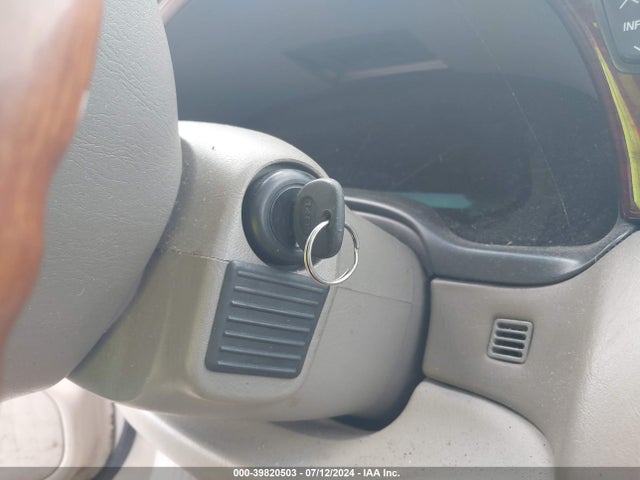 2005 CADILLAC DEVILLE 1G6KF57935U228988 Photo 10