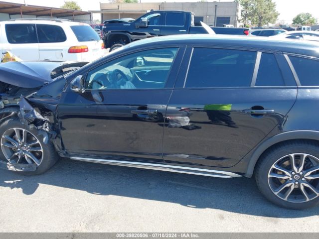 YV4612HM4G1005407 Volvo V60 Cross Country T5 Platinum