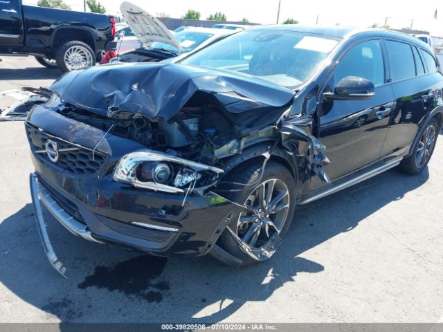 YV4612HM4G1005407 Volvo V60 Cross Country T5 Platinum
