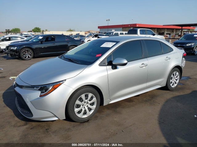 Toyota COROLLA LE 2022 JTDEPMAE2NJ211317 Image 2