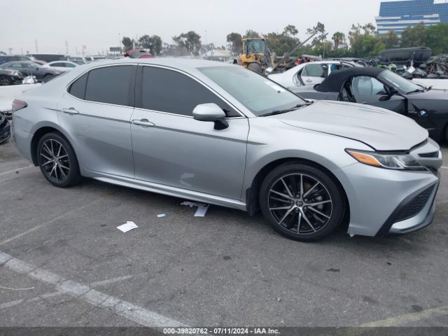 4T1G11AK6MU515886 Toyota CAMRY SE