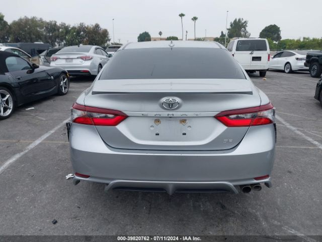 4T1G11AK6MU515886 Toyota CAMRY SE