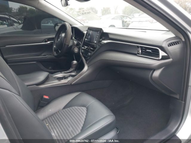 4T1G11AK6MU515886 Toyota CAMRY SE