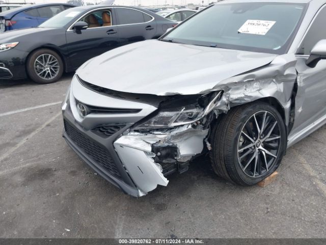 4T1G11AK6MU515886 Toyota CAMRY SE