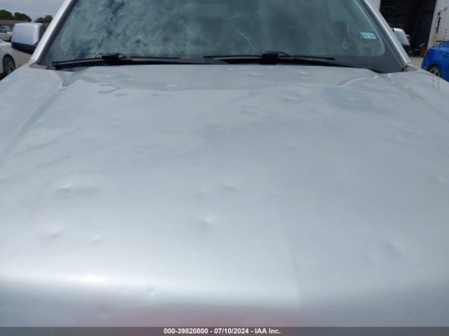 1GNSCHKC1JR126068 Chevrolet Suburban Lt