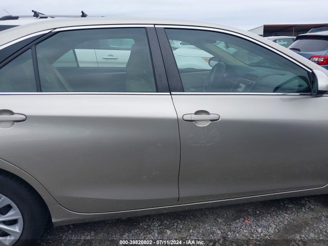 Toyota CAMRY LE 2015 4T4BF1FKXFR480038 Image 14