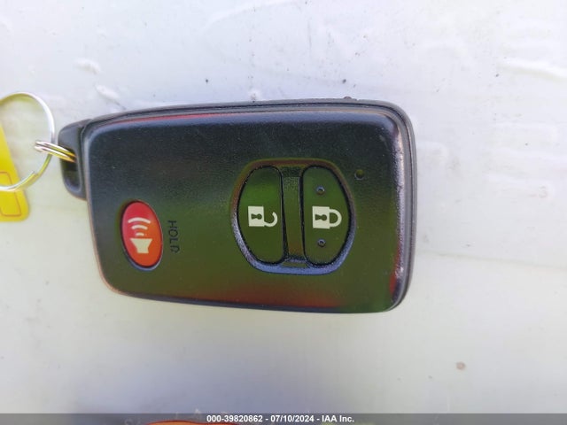 Toyota Prius Two 2015 JTDKN3DU8F1968150 Image 11