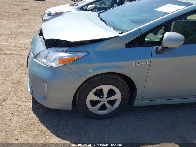 Toyota Prius Two 2015 JTDKN3DU8F1968150 Image 19