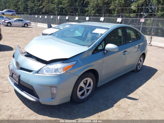 Toyota Prius Two 2015 JTDKN3DU8F1968150 Image 2